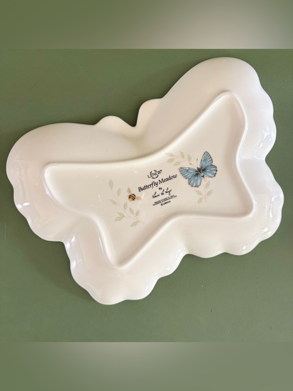 Lenox Butterfly Meadow Hors D’oeuvre Tray Butterfly Shape Porcelain Dish - Picture 2 of 10